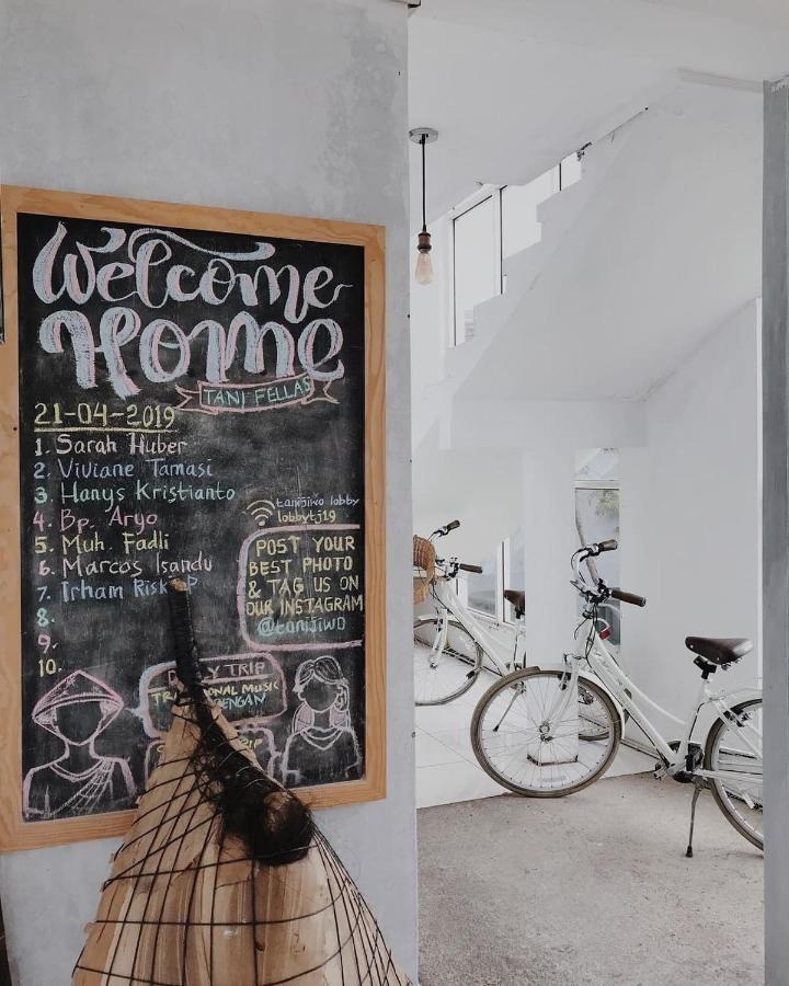 Tani Jiwo Hostel Diyeng Экстерьер фото
